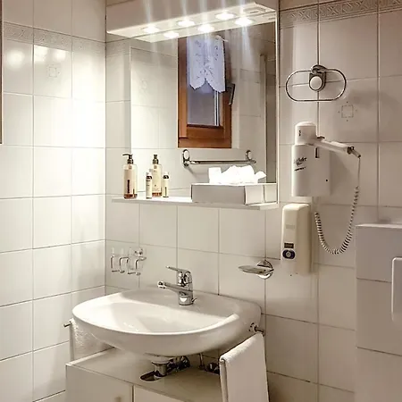 Otel La Cambuse