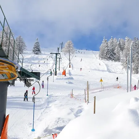 ホテル La Cambuse 3*