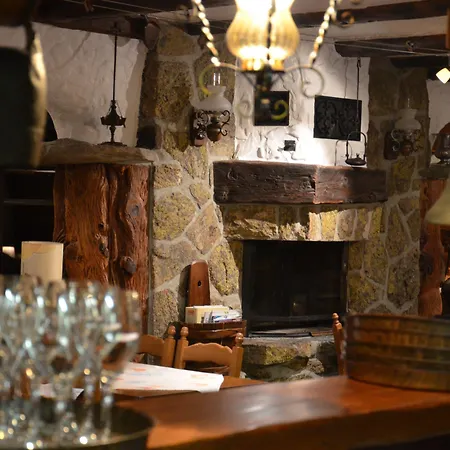 La Cambuse 3* レ・コロン