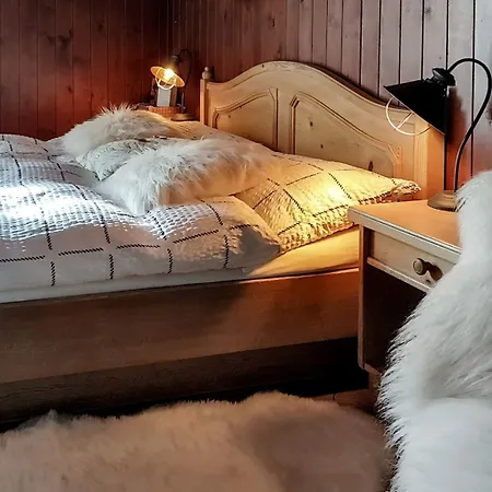 ホテル La Cambuse 3*