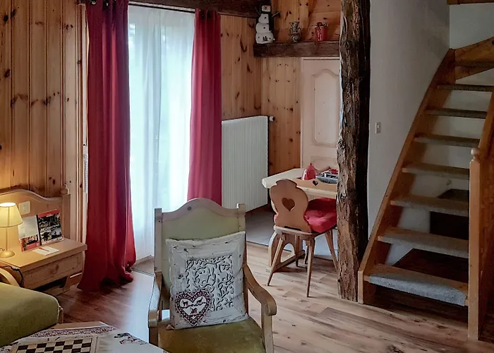 מלון La Cambuse לה קולו