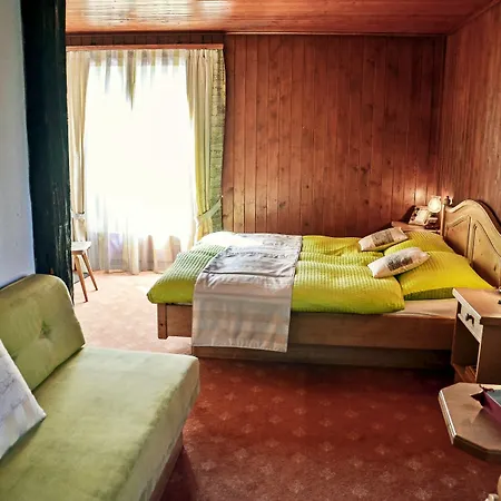 La Cambuse Otel 3*